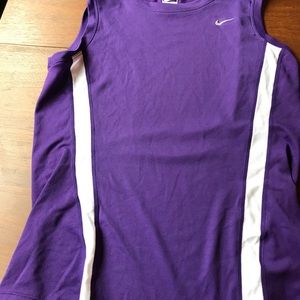 Nike tank medium
